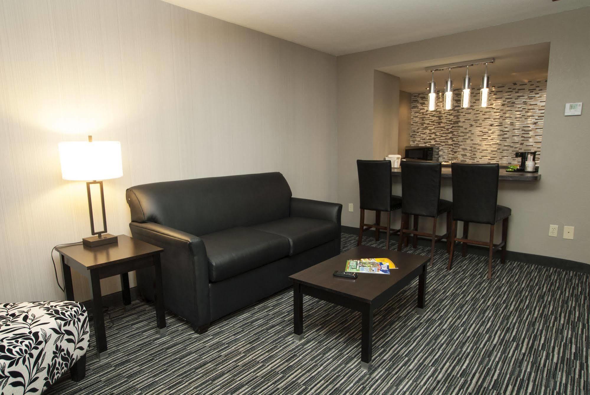 Greenstay Inn & Suites Court View Springfield Bagian luar foto