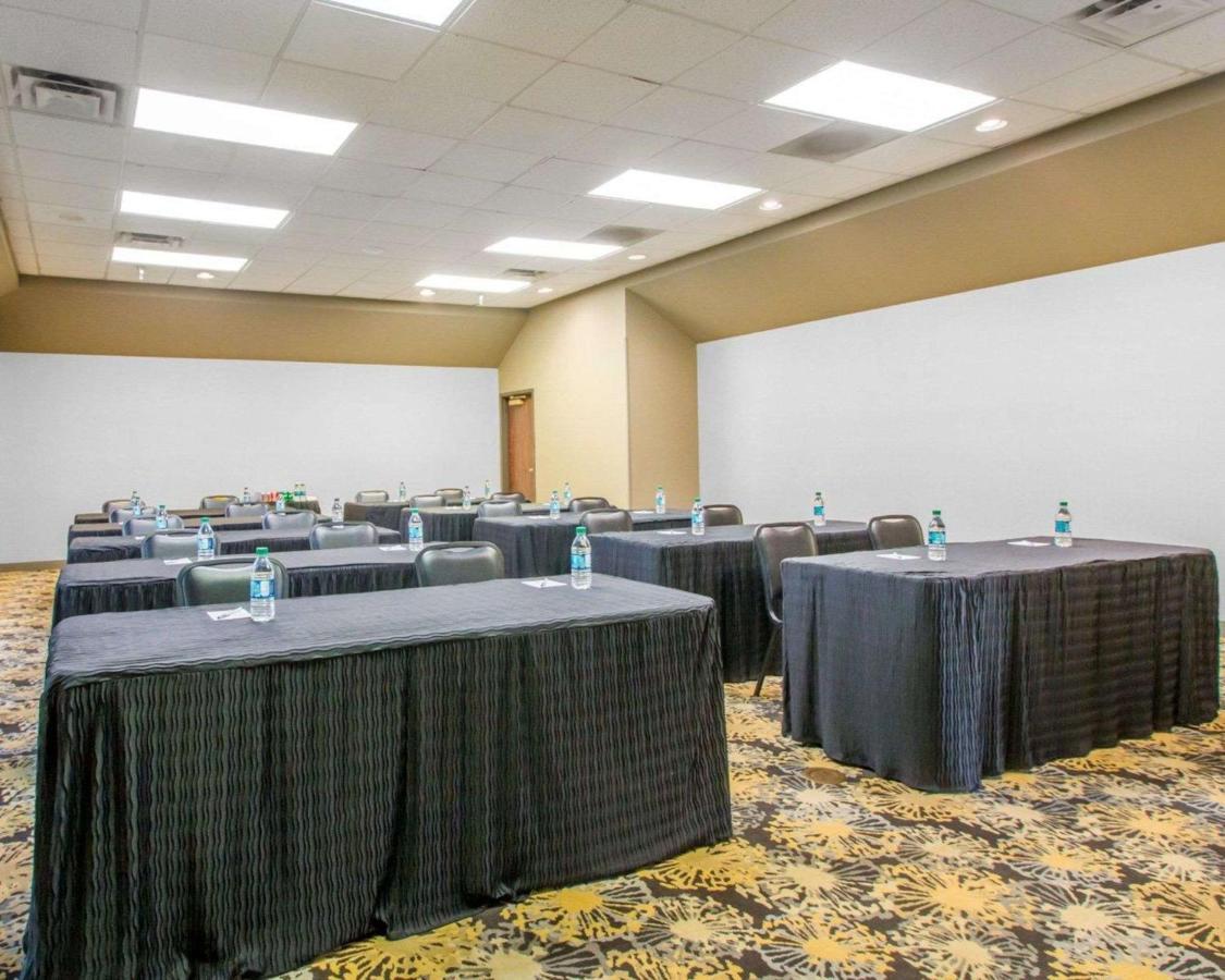 Greenstay Inn & Suites Court View Springfield Bagian luar foto