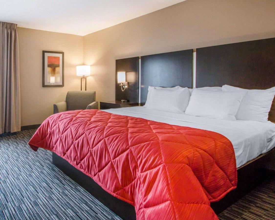 Greenstay Inn & Suites Court View Springfield Bagian luar foto