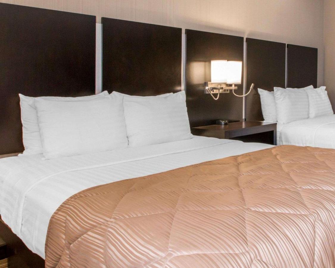 Greenstay Inn & Suites Court View Springfield Bagian luar foto