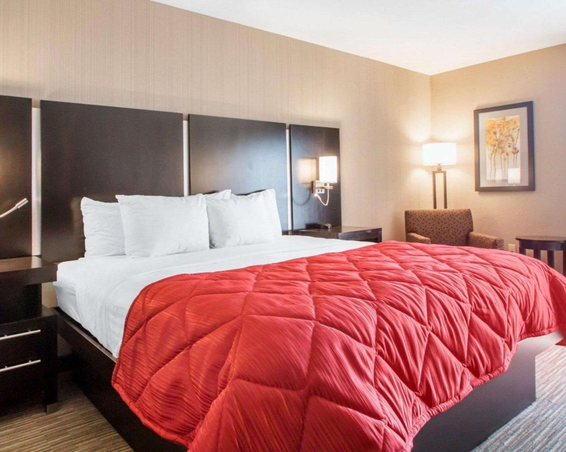 Greenstay Inn & Suites Court View Springfield Bagian luar foto