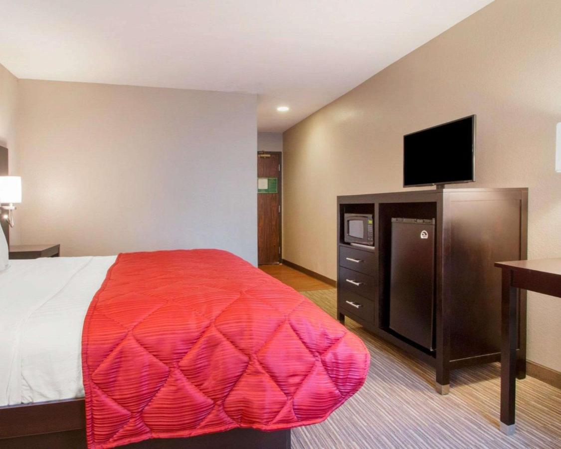 Greenstay Inn & Suites Court View Springfield Bagian luar foto