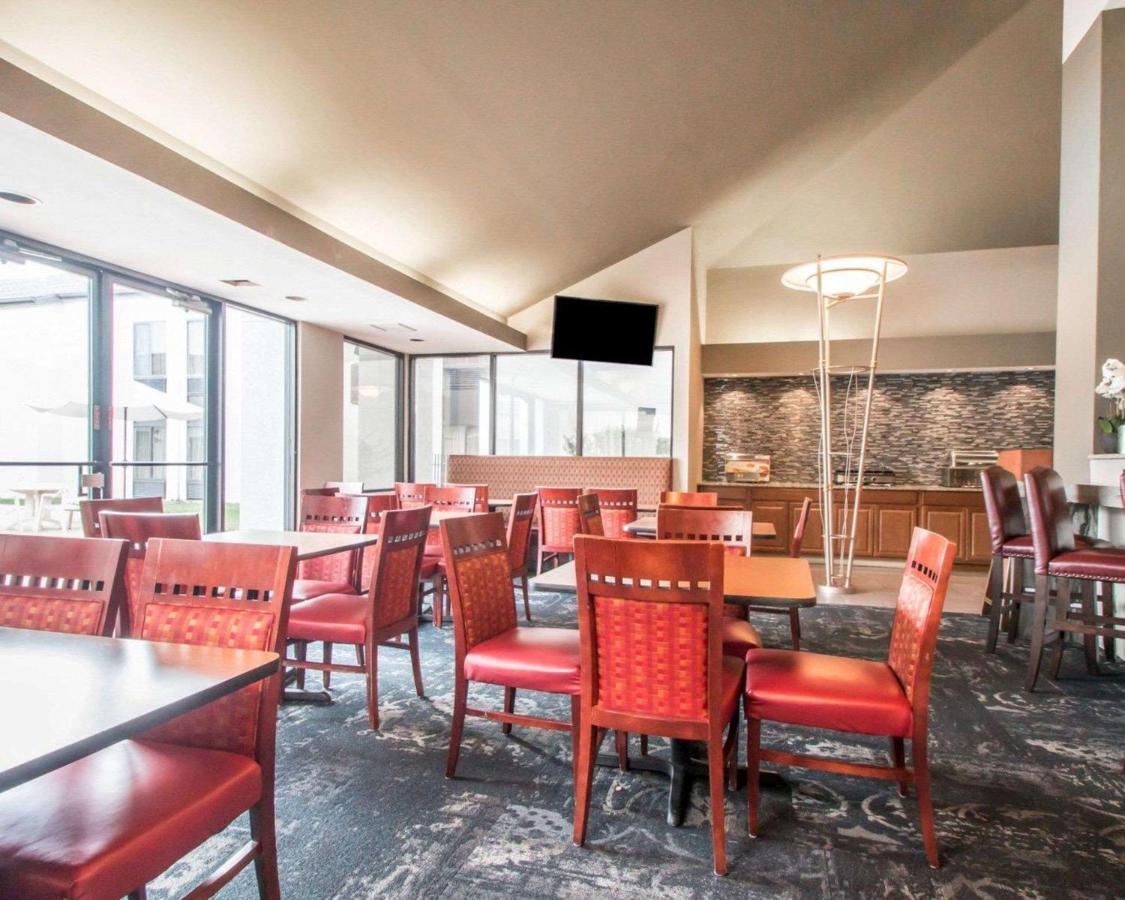 Greenstay Inn & Suites Court View Springfield Bagian luar foto