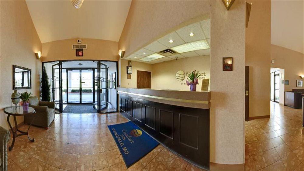 Greenstay Inn & Suites Court View Springfield Bagian luar foto
