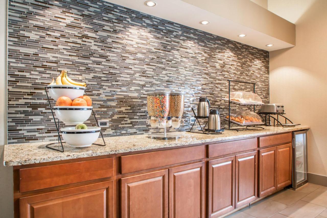 Greenstay Inn & Suites Court View Springfield Bagian luar foto